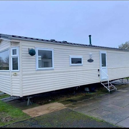 Southview Holiday Park The Elms Скегнес Екстериор снимка
