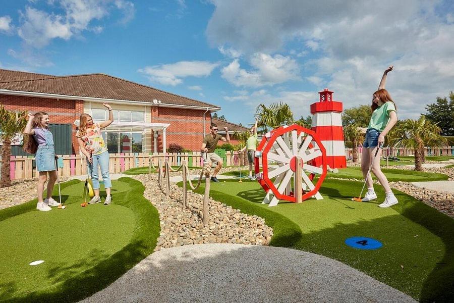 Southview Holiday Park The Elms Скегнес Екстериор снимка